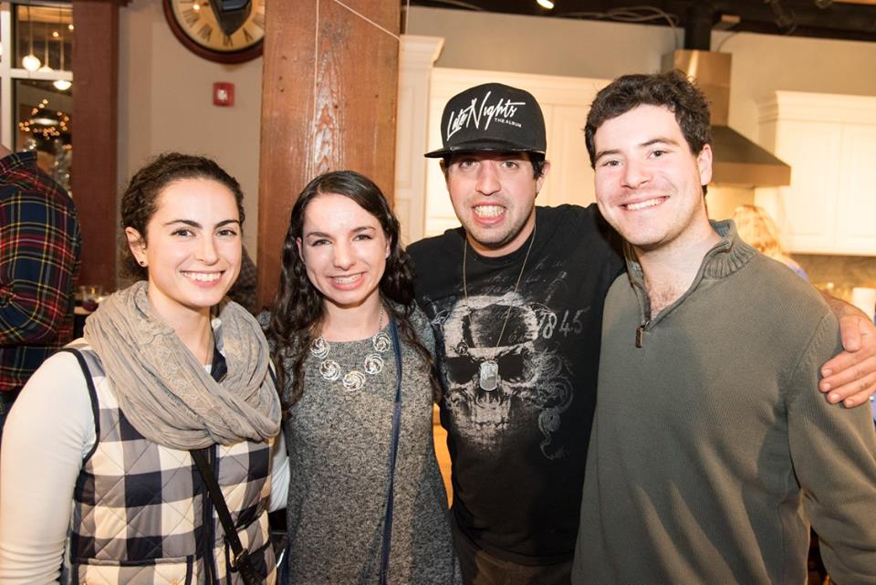 26165614_887688224735848_6433969399988975953_n