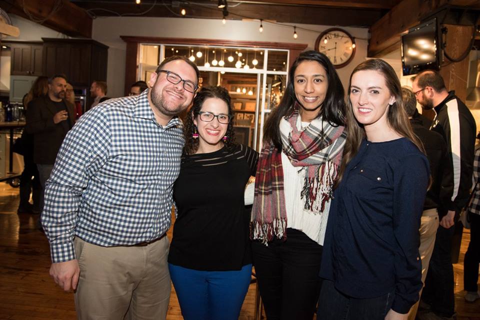 26195531_887688114735859_5271822856856150178_n