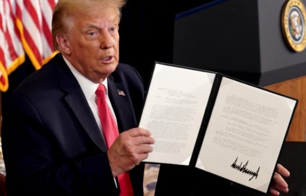 Trump Signs Coronavirus Relief Orders After Talks With Congress Break Down