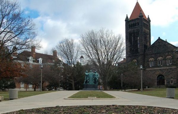 After Controversies, University of Illinois Housing Staff Receive Antisemitism Training