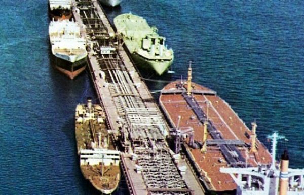 Iranian Fuel Starts Arriving in Venezuelan Waters Despite US Warning