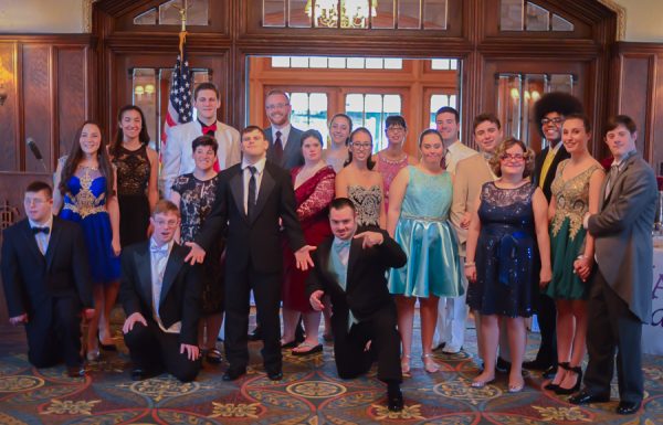 YAD B’YAD 6TH ANNUAL FASHION SHOW