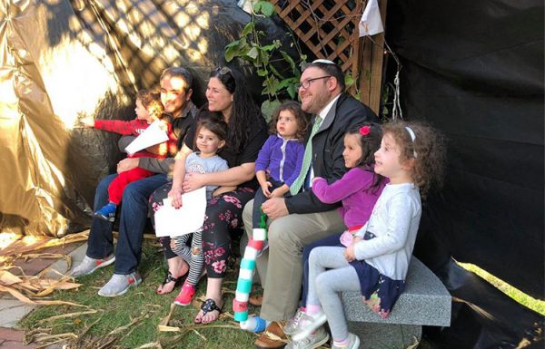 TOTS WELCOME SHABBAT IN THE SUKKAH