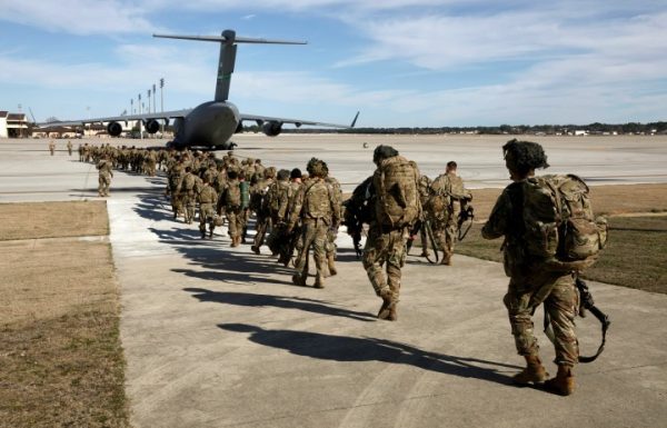 Explosions Hit US Coalition Supply Convoys in Iraq: Sources, Military